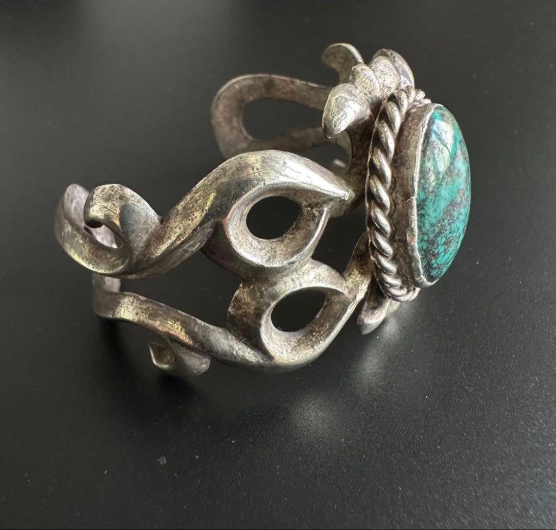 NAVAJO Robert Chee ローンマウンテンターコイズ バングル - メルカリ