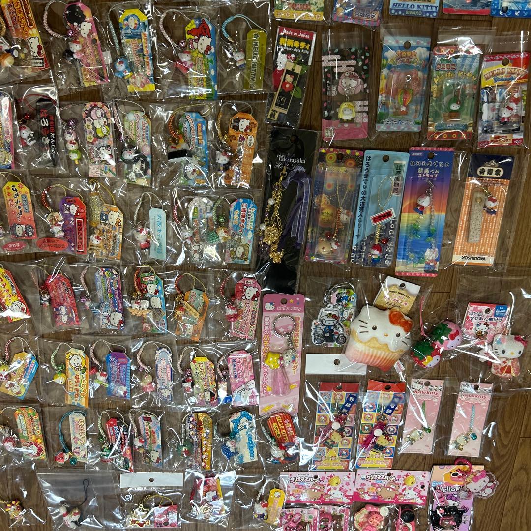 ご当地キティ根付け