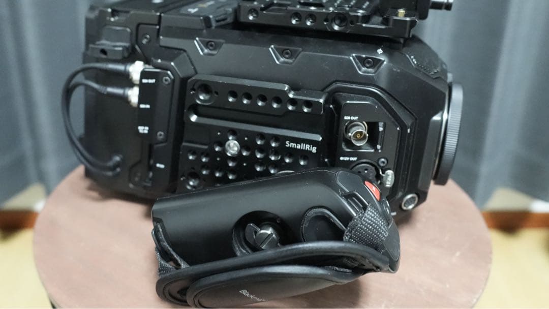 Blackmagic URSA Mini Pro 4.6K EF 本体