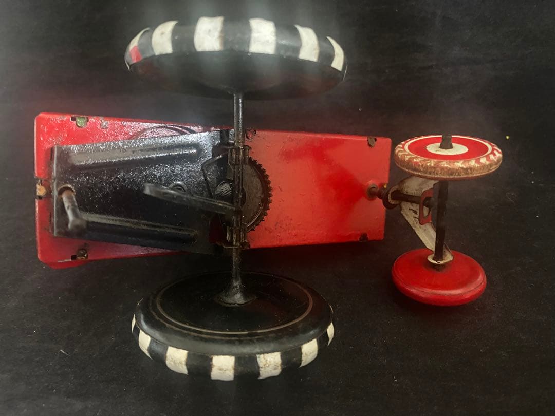 ⭐️年代物。ラインマー/ ディズニー /ミッキー ゼンマイ式ブリキカー