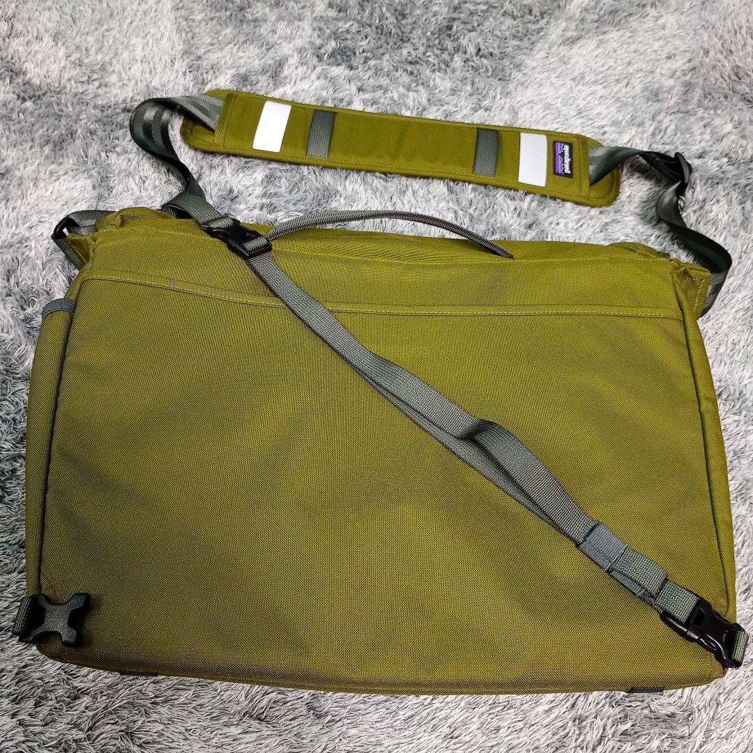極美品 パタゴニア ハーフ・マス メッセンジャーバッグ 15L 激レア