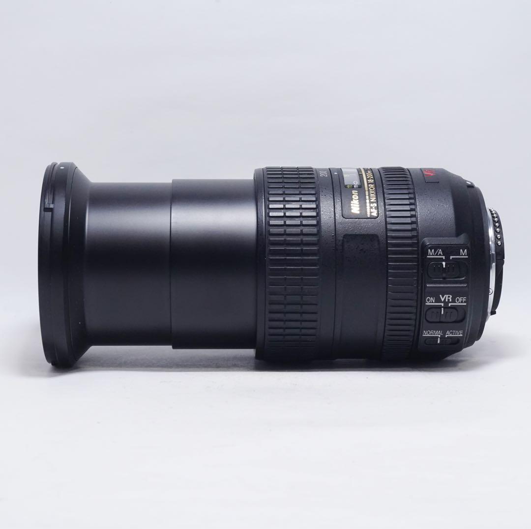 極美品 Nikon AF-S NIKKOR 18-200mm f3.5-5.6