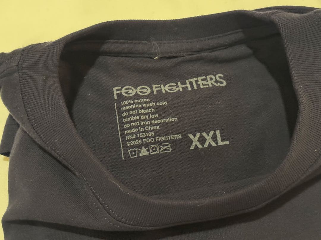 FOO FIGHTERS 2025 TOUR Tシャツ XXL