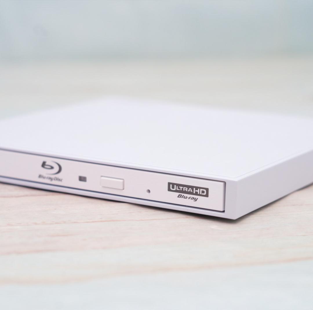 未使用】Logitec ポータブルブルーレイドライブLBD-PWA6U3LWH - メルカリ