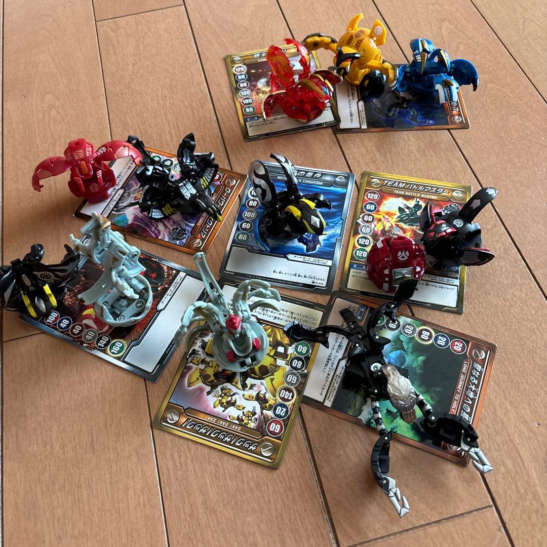 爆丸 公式バトルフィールドW超DXセット+爆丸12個 - メルカリ