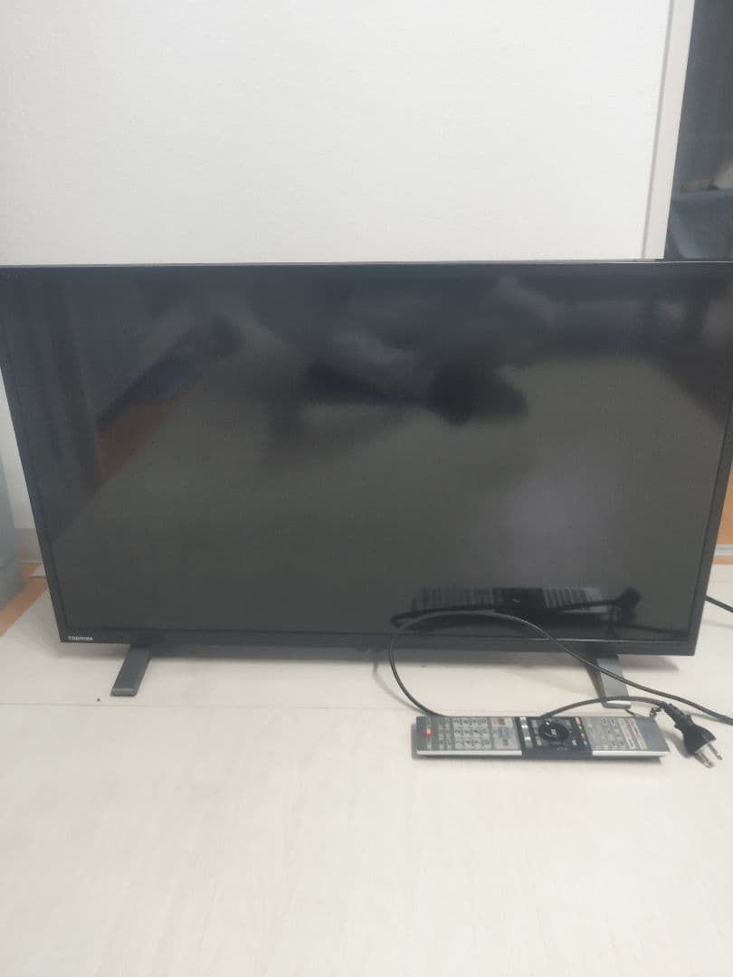 ※TOSHIBA REGZA 32V34型液晶テレビ 本体 TOSHIBA（東芝） REGZA 32V34 32V型 ハイビジョンLED液晶テレビ : D