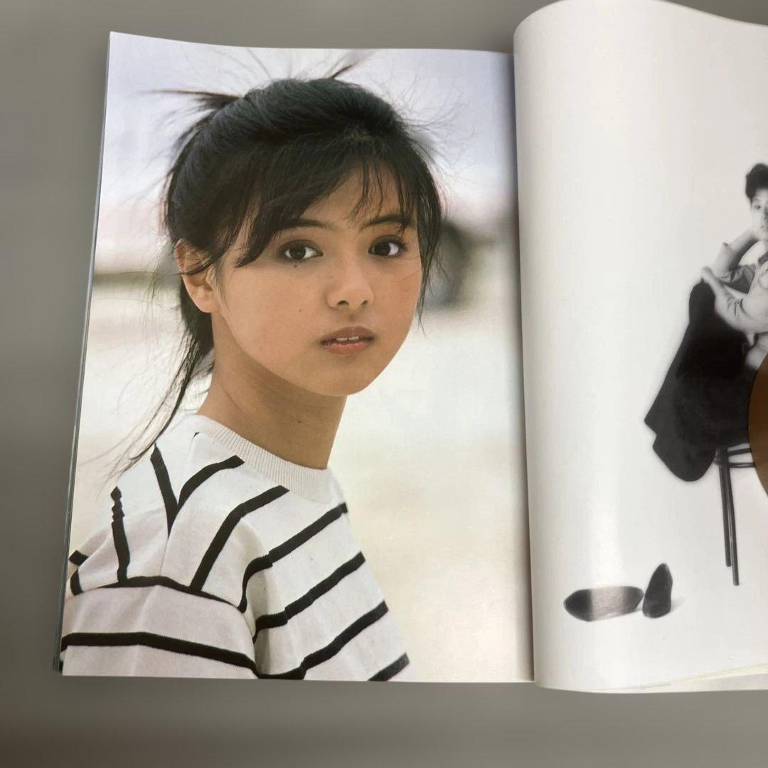 薬師丸ひろ子 写真集 - メルカリ