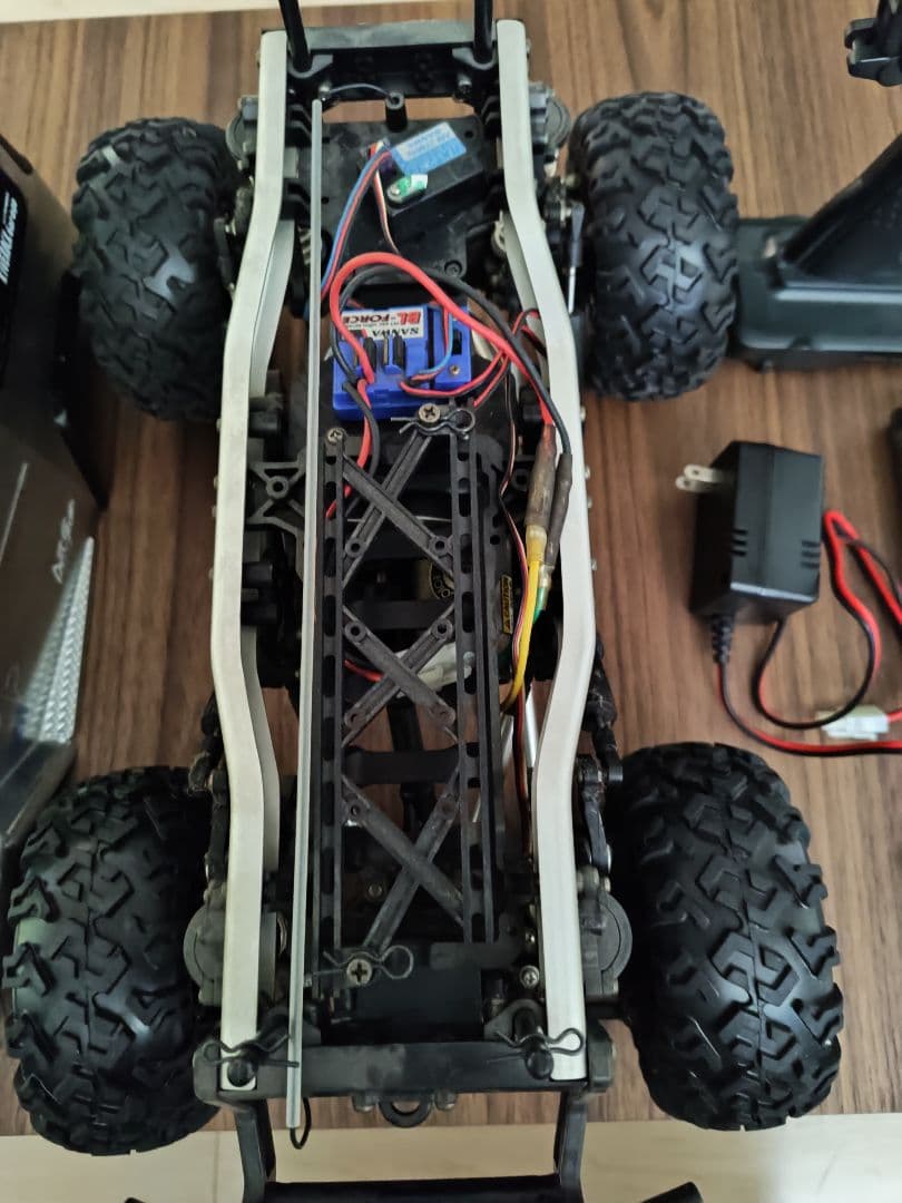 みっちゃん　タミヤ　CR-01 ランドクルーザー