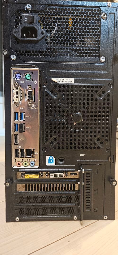 ライトゲーミングパソコン i7 4770 gtx750 ssd256hdd1tb