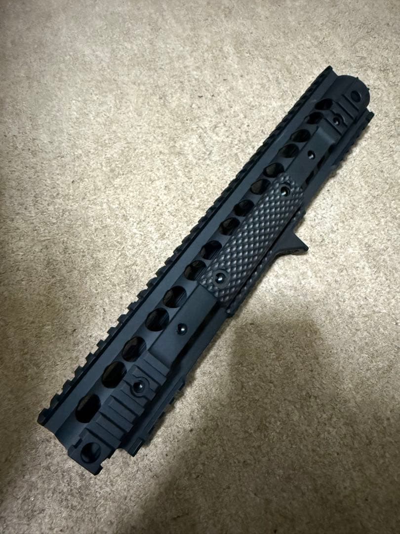 URX3.1 ハンドガード IronAirsoft KAC URX3.1 レイルハンドガード 13.5 スタンダードM4用
