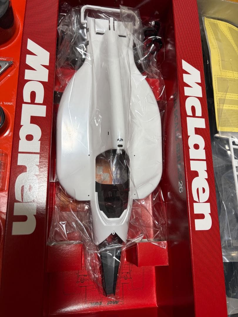 タミヤ 1/12 マクラーレン MP4/6 ハイテクデカール付き