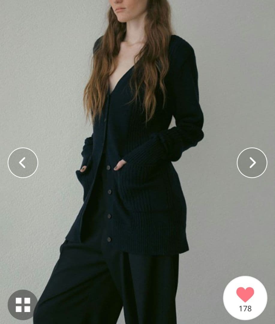 ETRE TOKYO ランダムリブVネックニットカーディガン ネイビー - メルカリ