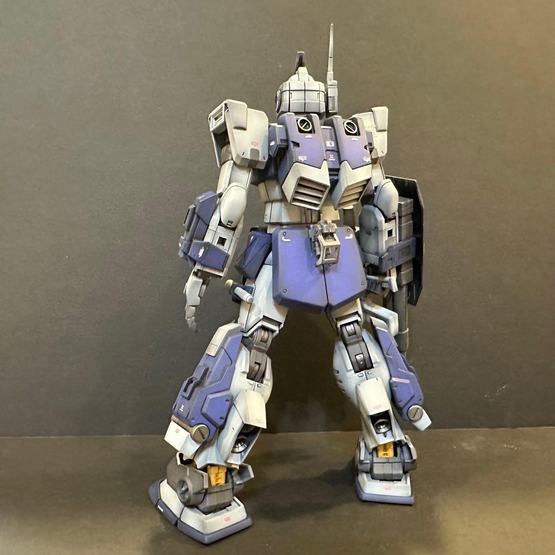 MG 1/100ジム・ドミナンス 塗装完成品