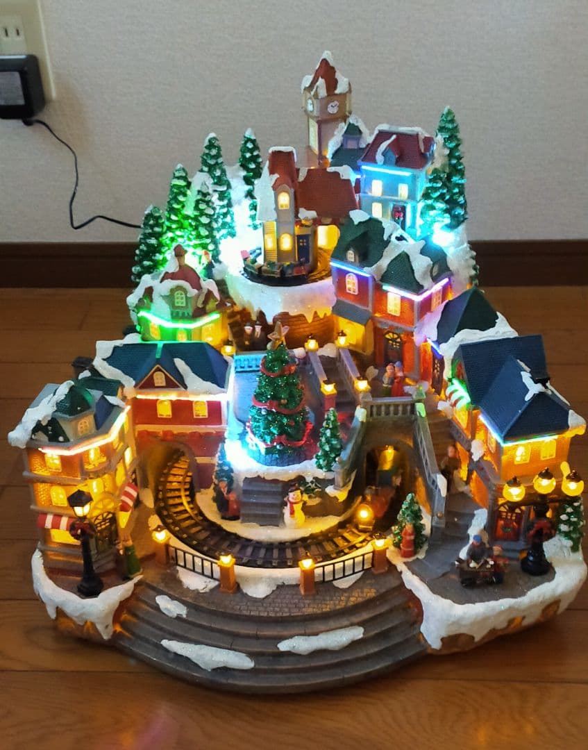 コストコ、クリスマスオルゴールアニメイテッド - メルカリ