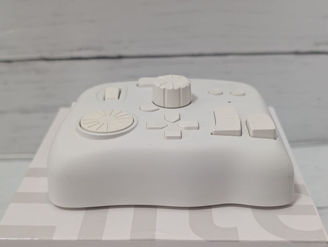 美品】TourBox Elite アイボリーホワイト - メルカリ