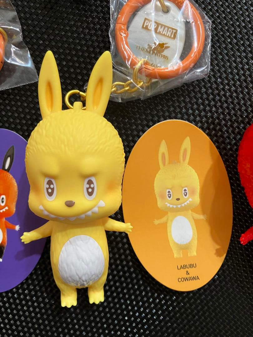 the monsters 10th anniversary　9個　まとめ売り　赤