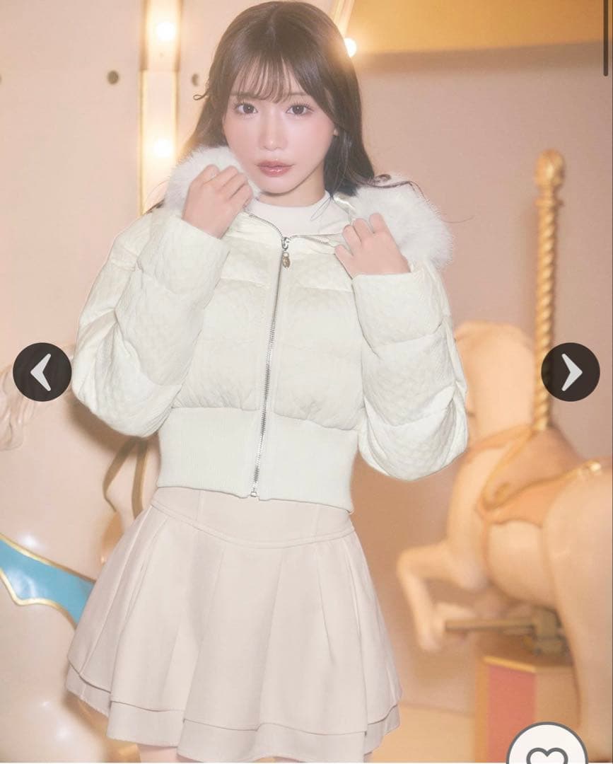 ミシェルマカロン ファーフードケーブル柄 ショートダウン - メルカリ