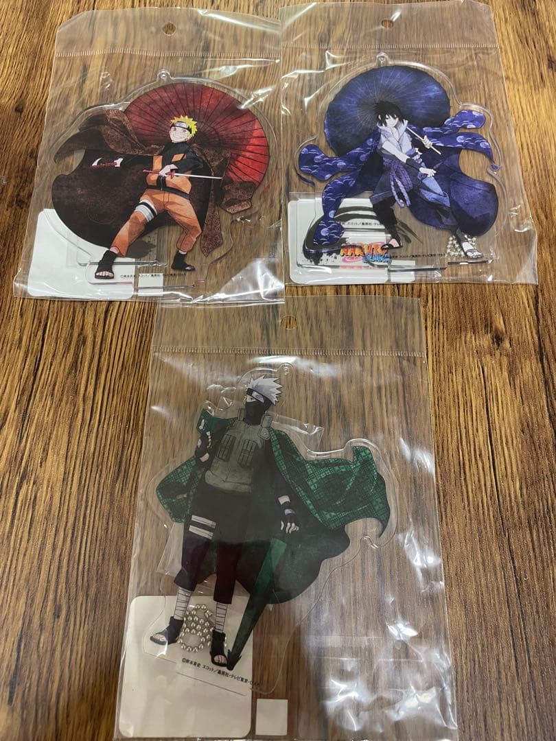 NARUTO うちはサスケ　カカシ　ナルト和傘　絵馬　アクスタ　キャラアニ