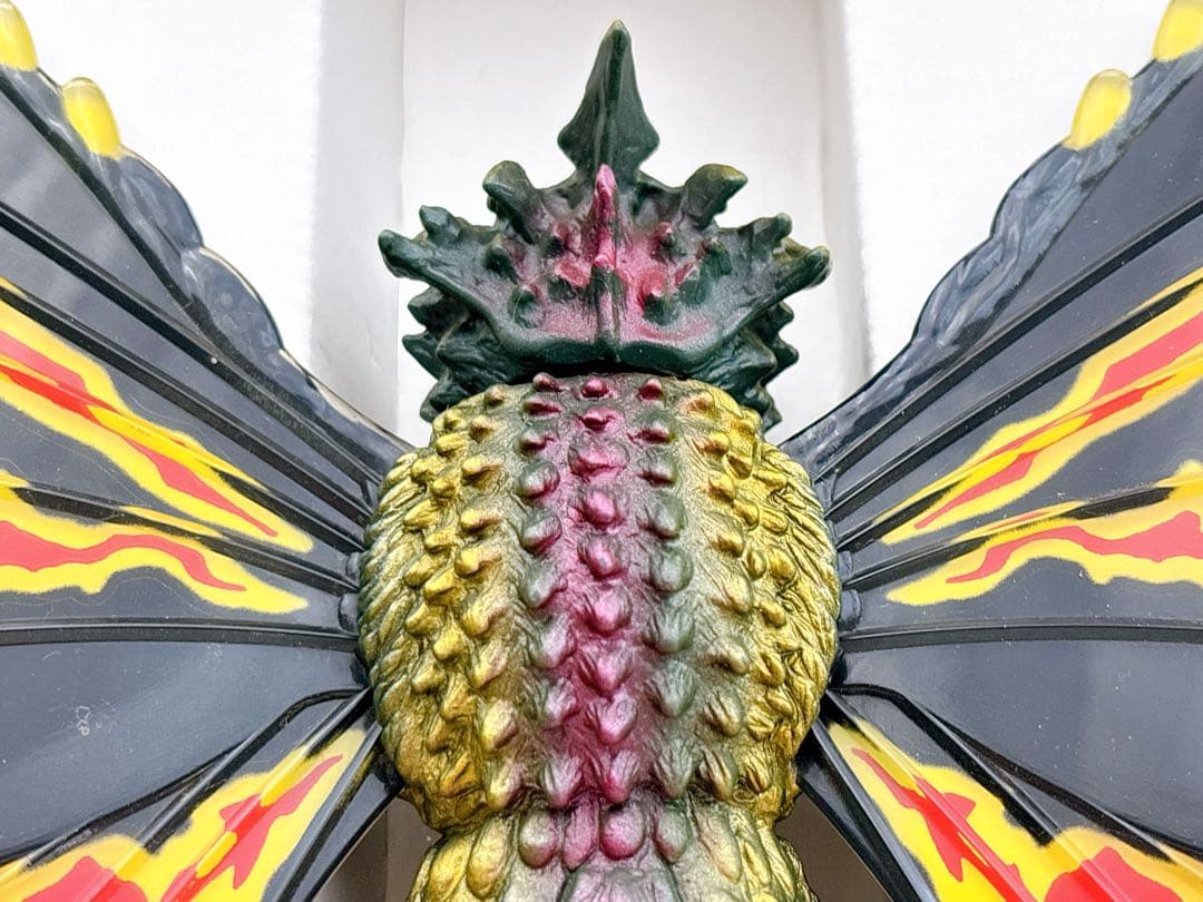 「ゴジラＶＳモスラ」リアル彩色フィギュア・バトラ