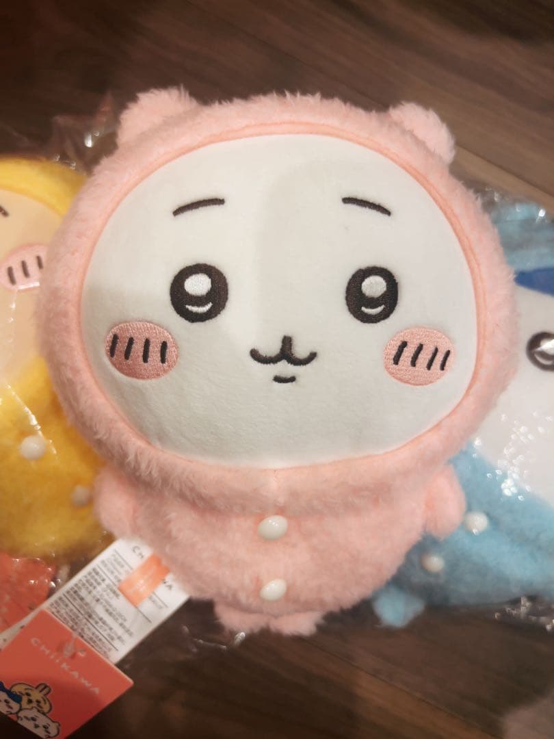 ちいかわ　ハチワレ　うさぎ　海外限定 ジャマぬいぐるみ