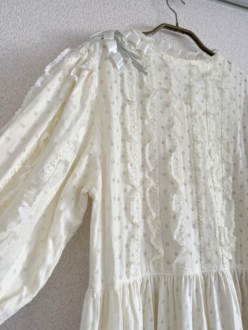 最高級】さえら ヒスクローネ 姫系レース ネグリジェ - メルカリ