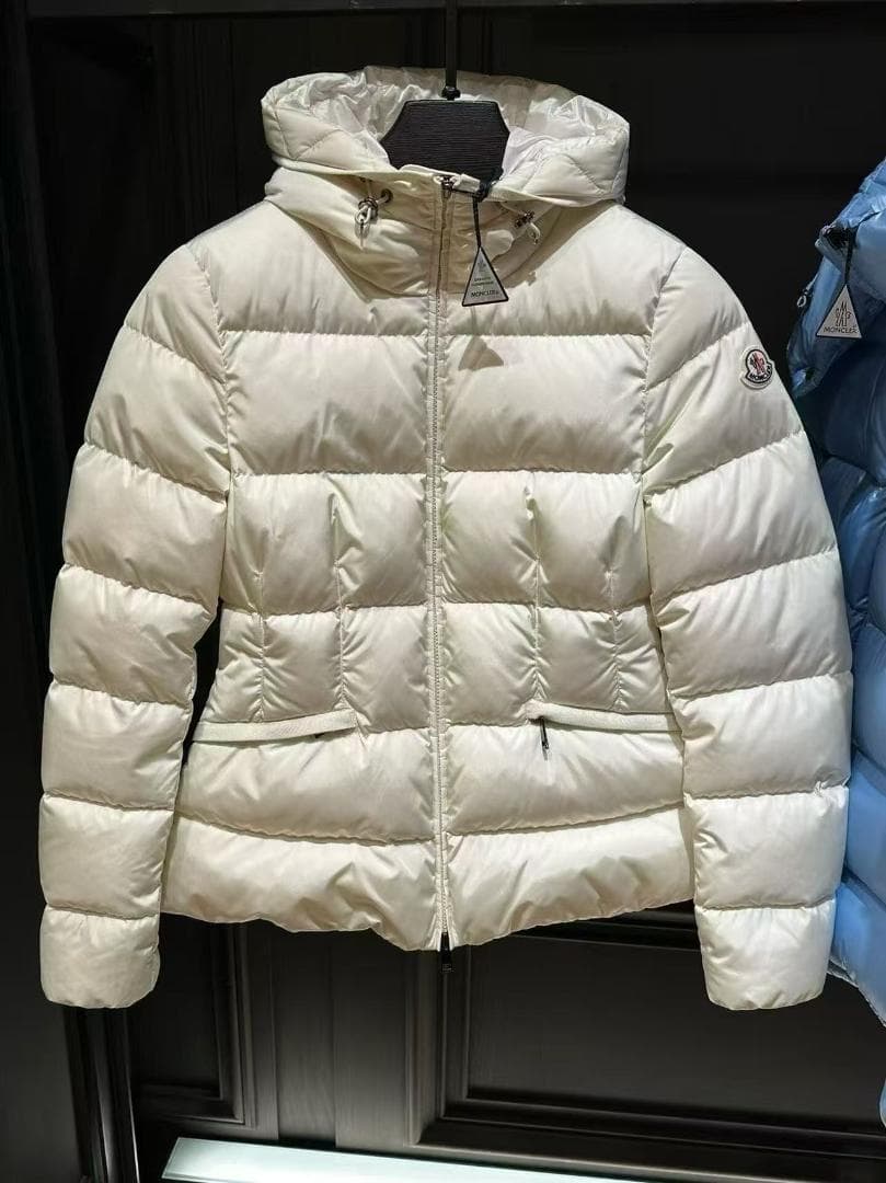 極美品ホワイト ダウンジャケット フード付き 楽天市場】MONCLER フード付きベルベットダウンジャケット