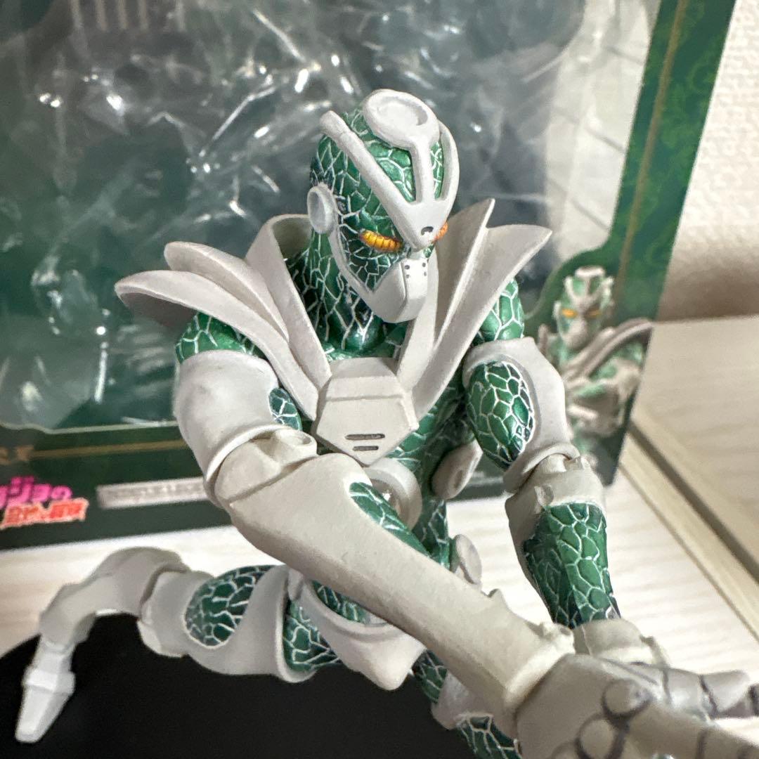 ジョジョの奇妙な冒険スタチューレジェンド　花京院典明&ハイエロファントグリーン