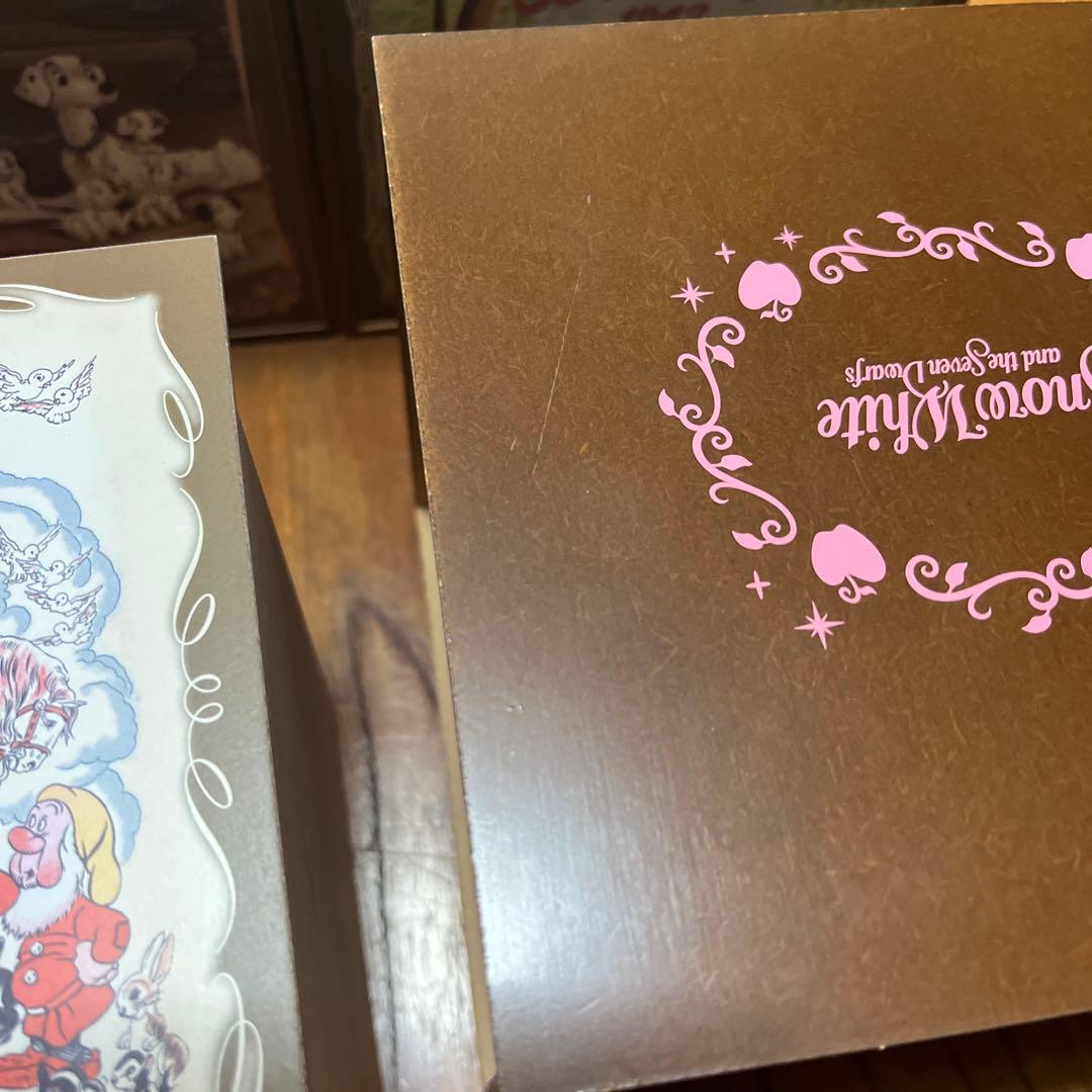 ディズニー　小物入れ　白雪姫と7人の小人　バンビ　101匹わんちゃん