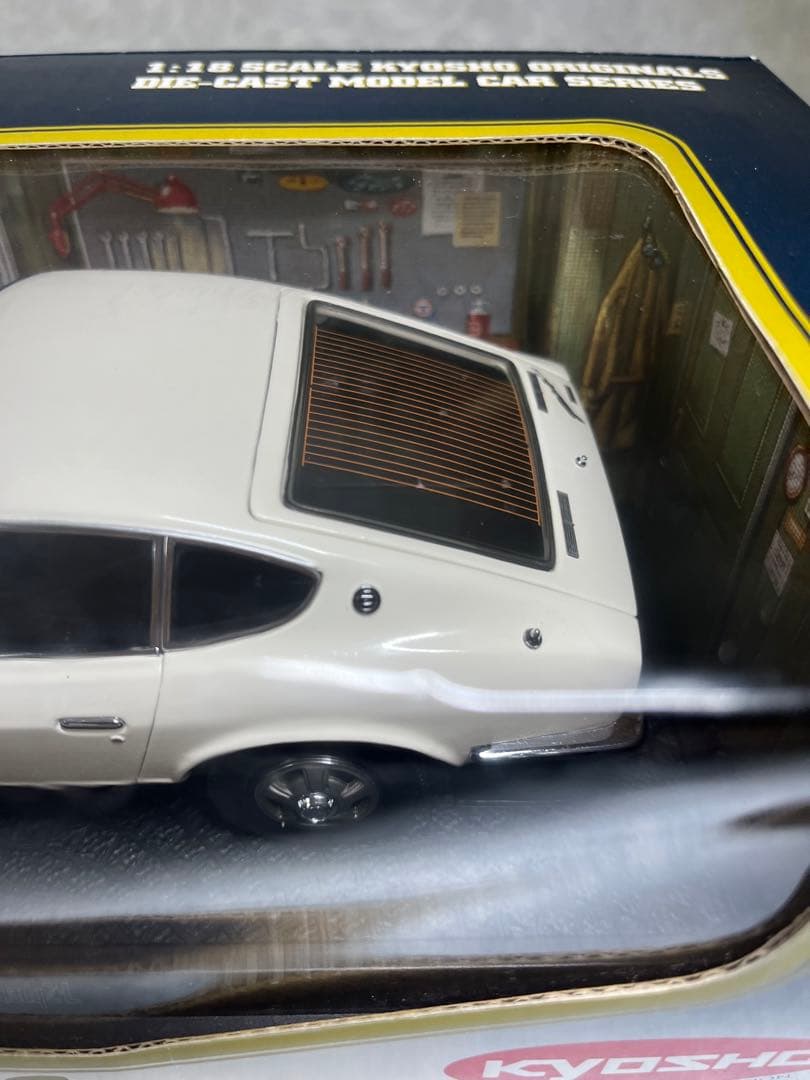 京商　フェアレディ Z -L ホワイト　白　ゼット　1/18  キョウショウ