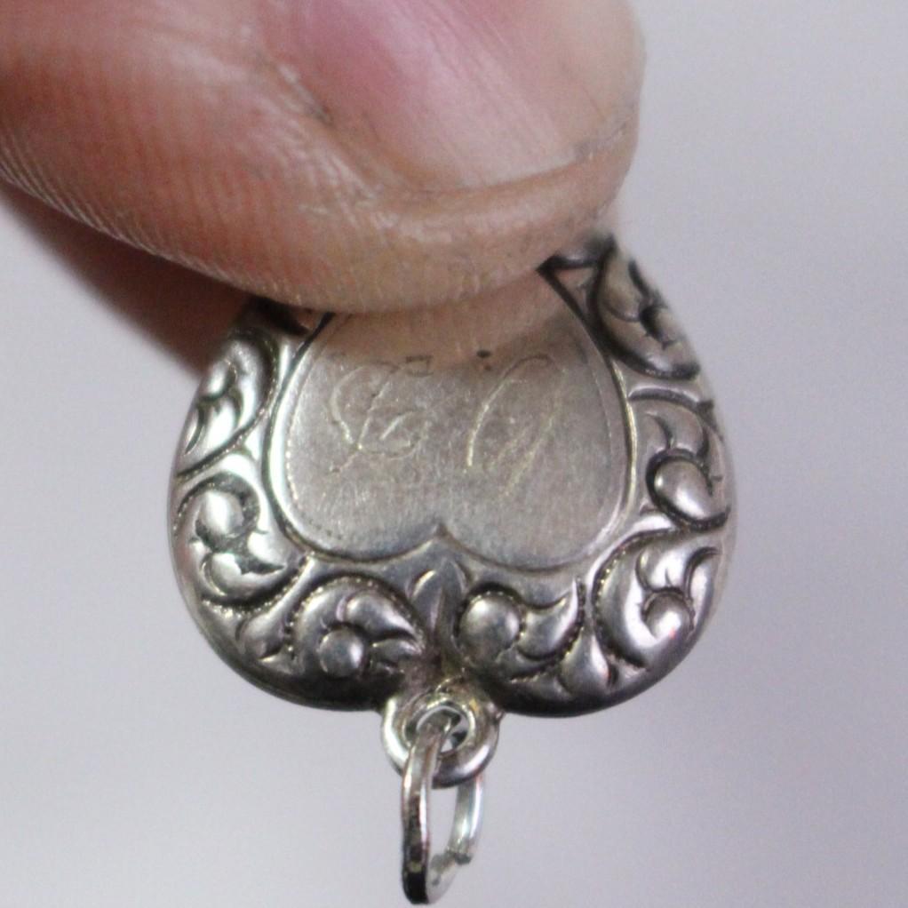 30s スウィートハートジュエリー 両面 アールデコ シルバー 波 唐草