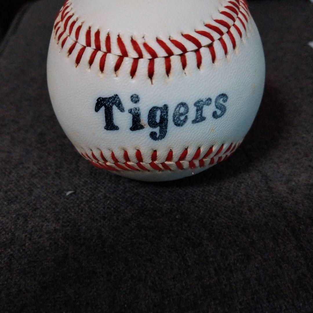 阪神タイガース岡田彰布選手時代サイン入り野球ボール - メルカリ