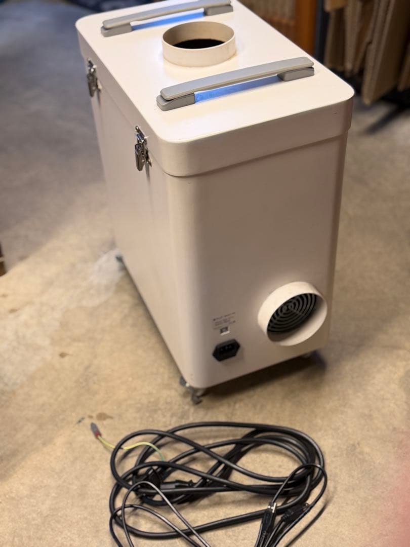 動作確認済】FLUX Beam Air レーザーカッター用 集塵機 消臭 - メルカリ