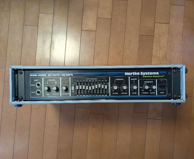 Hartke Systems HA5000 ベースアンプヘッド ラック付き HARTKE HA5000 - Geek IN Box