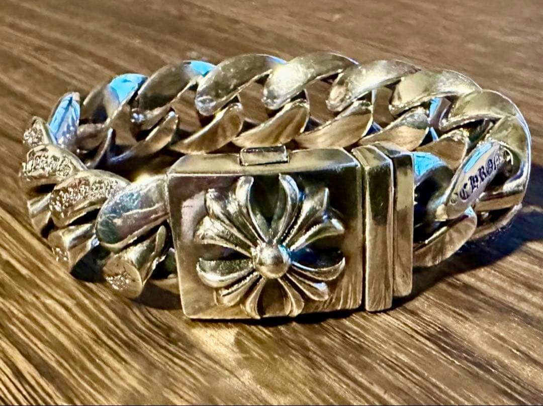 プラスクロス ボックス idブレスレット クロムハーツ IDブレスレット L13 クラシックダガー ダイヤモンド