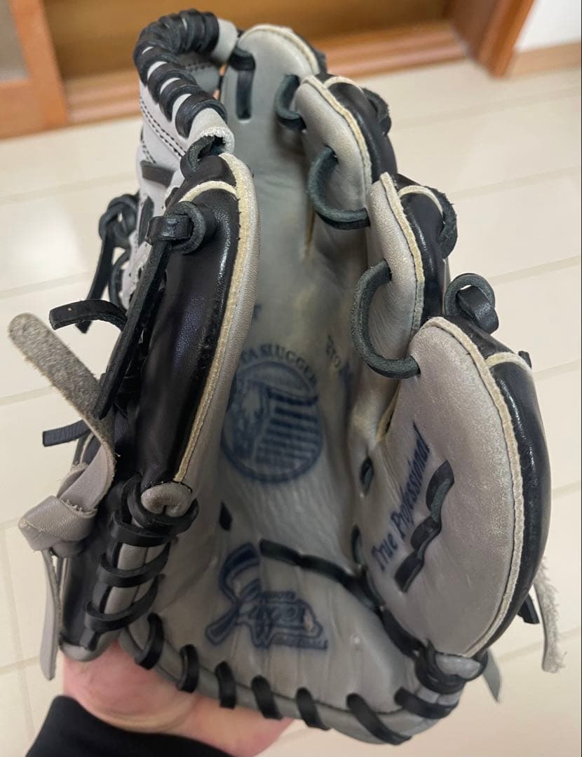 久保田スラッガー トレーニンググラブ ブラック×Dグレー 右投げ用