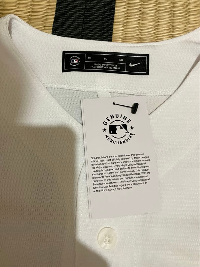 ベルトレ 直筆サイン入りユニフォーム Fanatics公式ホログラム付き