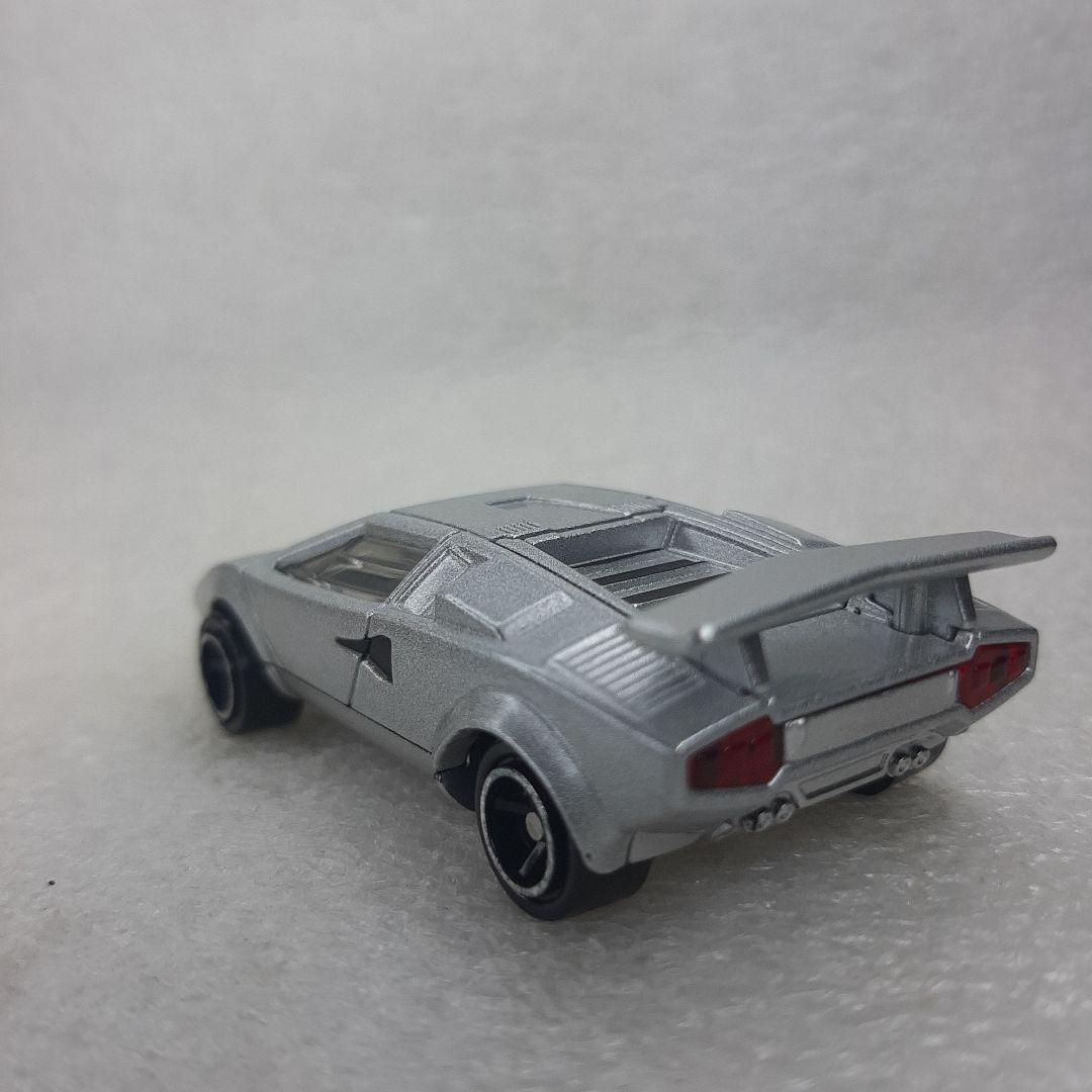 トミカ ランボルギーニ カウンタック LP500S 1/61 シルバー ミニカー