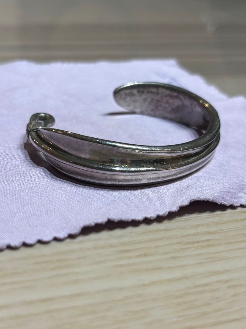 Moto leather 本池秀夫/シルバーフェザーバングル - メルカリ