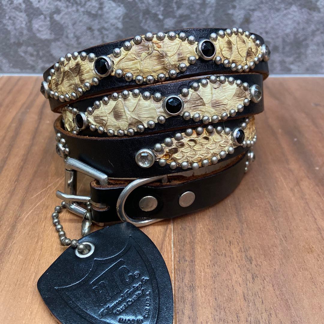 希少美品HTC ナローベルト ピーナッツ ブラック&クリアストーン 34inch 正規取扱 HTC #STYLE-D Black & Clear Stone Narrow Studs Belt