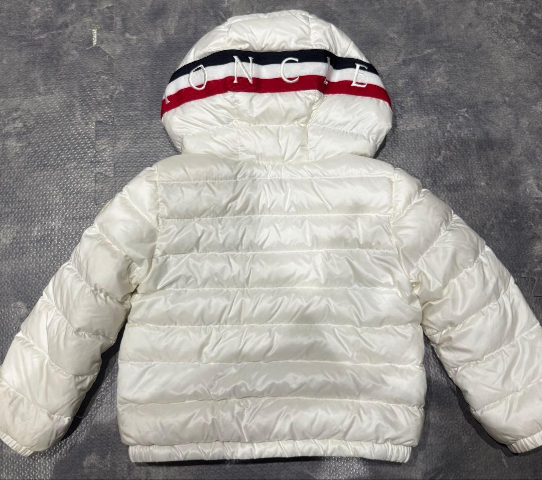 MONCLER ベビー ダウン 白 86cm 18/24 モンクレール キッズ ダウン MONCLER ブランド ダウンジャケット 子供