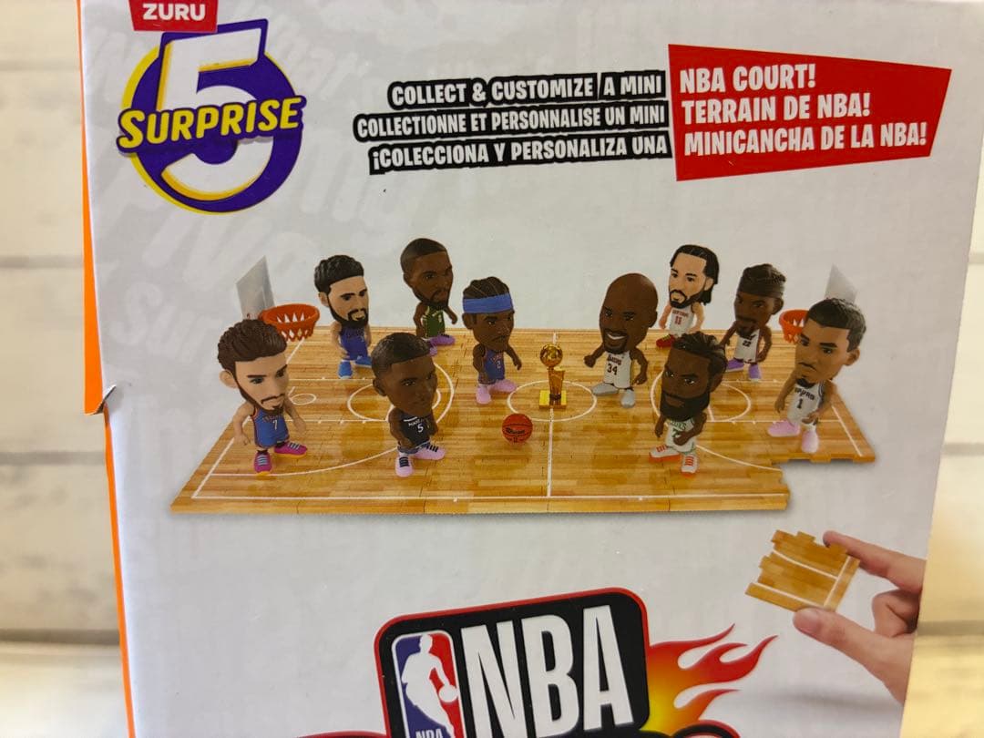 ☆新品未開封☆NBA BALLERS 5サプライズ シリーズ2 16個＋おまけ付
