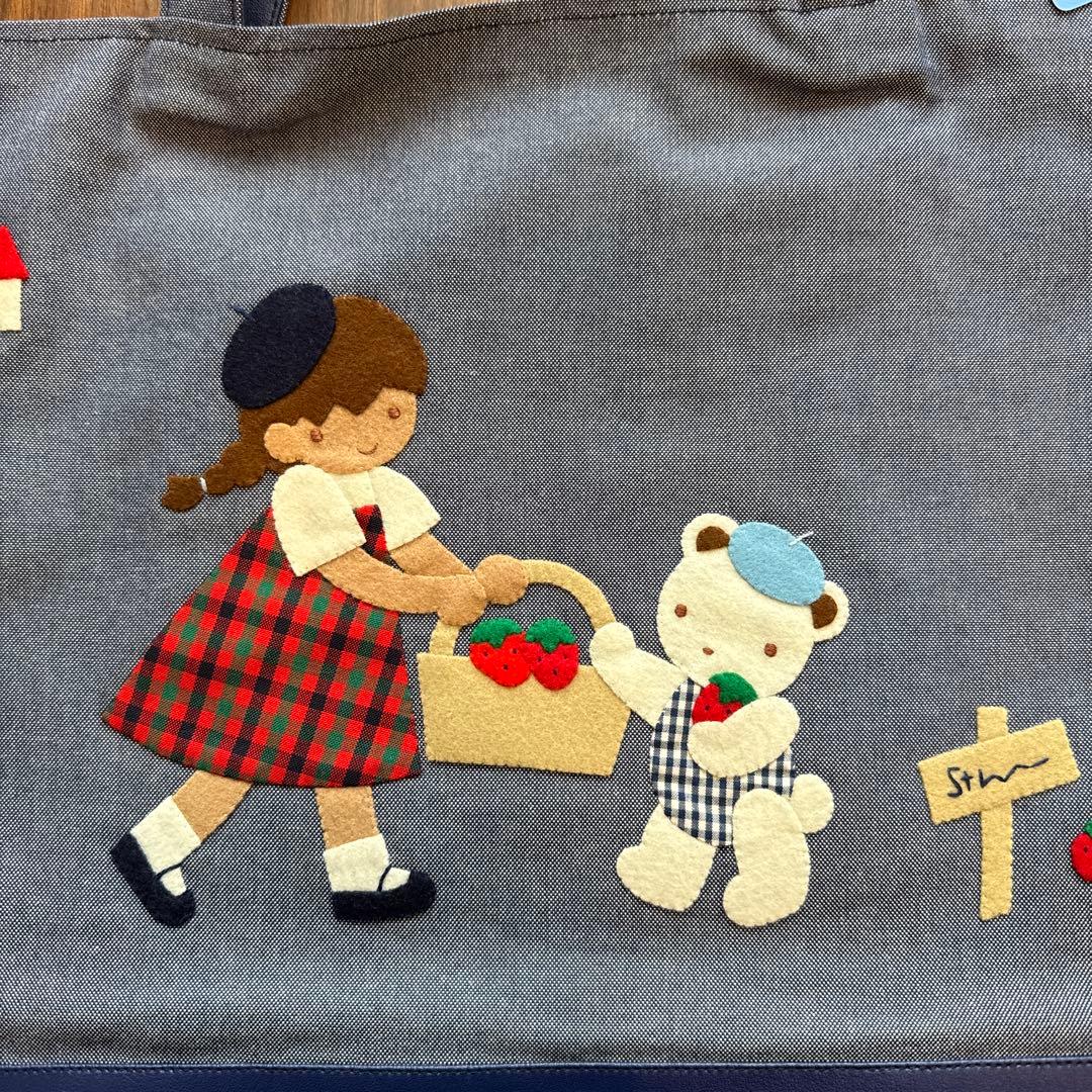 familiar デニムバッグ 手刺繍 新品未使用品 - メルカリ