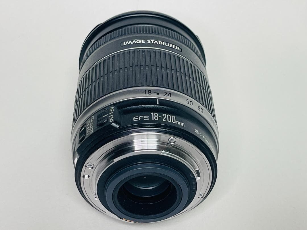 ☆美品☆Canon EF-S 18-200mm F3.5-5.6 IS キヤノン