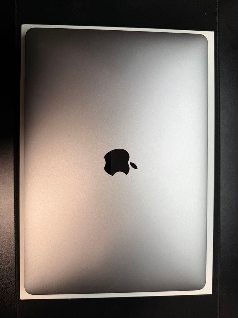 Mac book pro 13インチ 13.3インチMacBook Pro [整備済製品] 8コアCPUと8コアGPUを搭載した