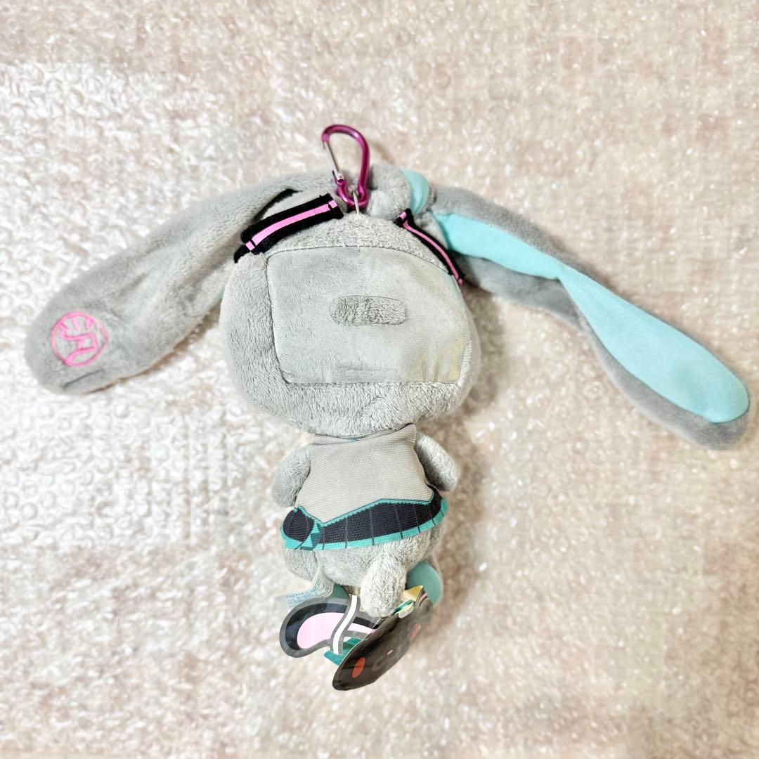 チャックスGP 初音ミク型 汎用うさぎ 着衣パスケース CGP-411