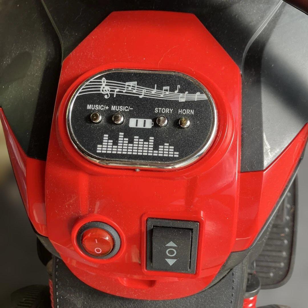 最終値下げ！ リアルでカッコイイ！　 レッド電動三輪バイBDQ-6288