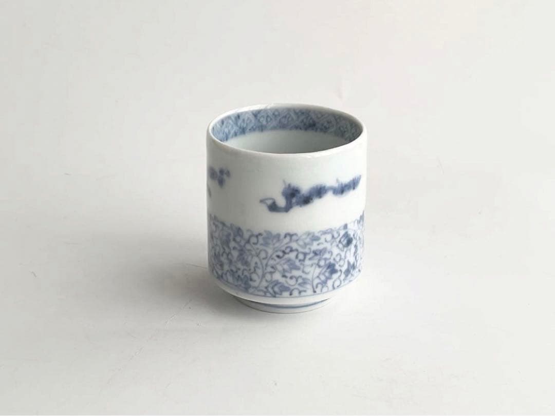 骨董　アンティーク　古伊万里　染付　微塵唐草　松竹梅　覗き猪口　筒盃　酒器　杯 df868902c563f925b1e5a2c4237e4f