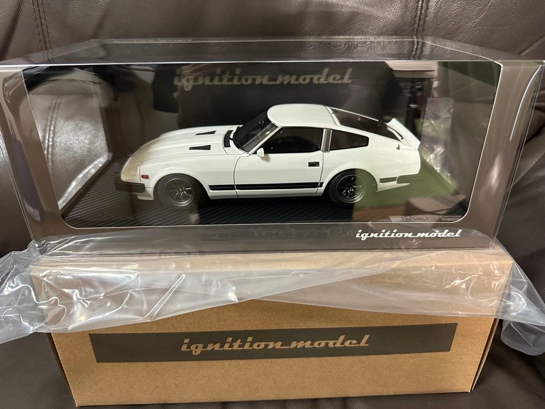 1/18 イグニッションモデル S130 Fairlady Z フェアレディ イグニッションモデル 1/18 日産 フェアレディ Z (S130) ブルー