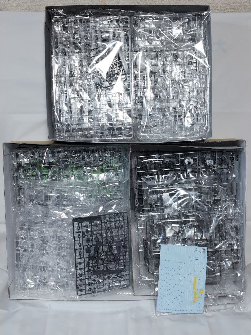 お年玉価格→1/12 MG ver.ka メカニカルクリア　サザビー νガンダム