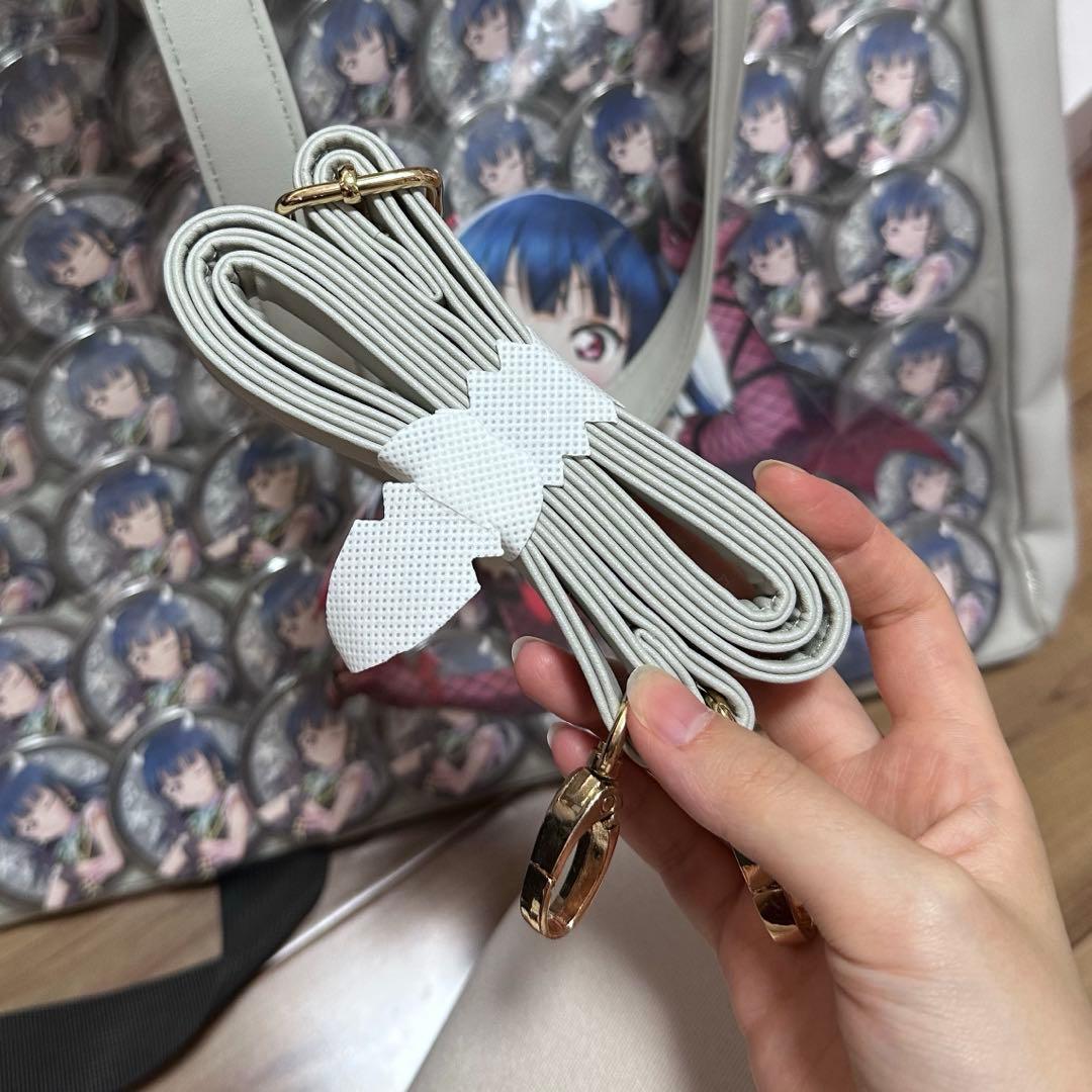 津島善子　痛バック